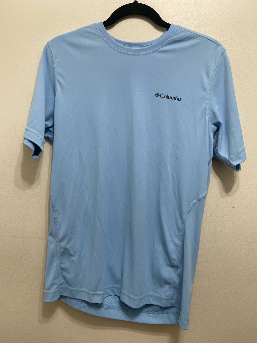 Columbia Light Blue Short Sleeve Performance Tee